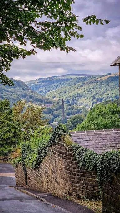 Chapel Cottage - Luxury Country Retreat Luddendenfoot United Kingdom