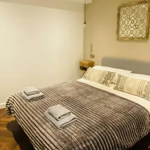 The Sanctuary, Luxury In , Bath United Kingdom